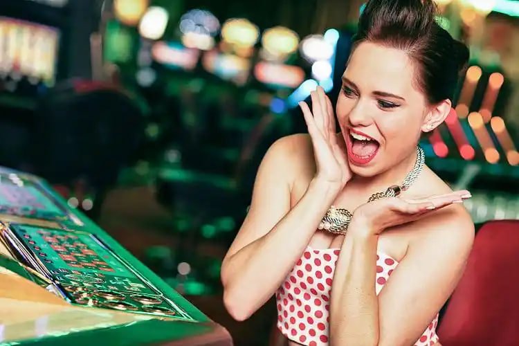 777e Bass Bonanza Feature Spins